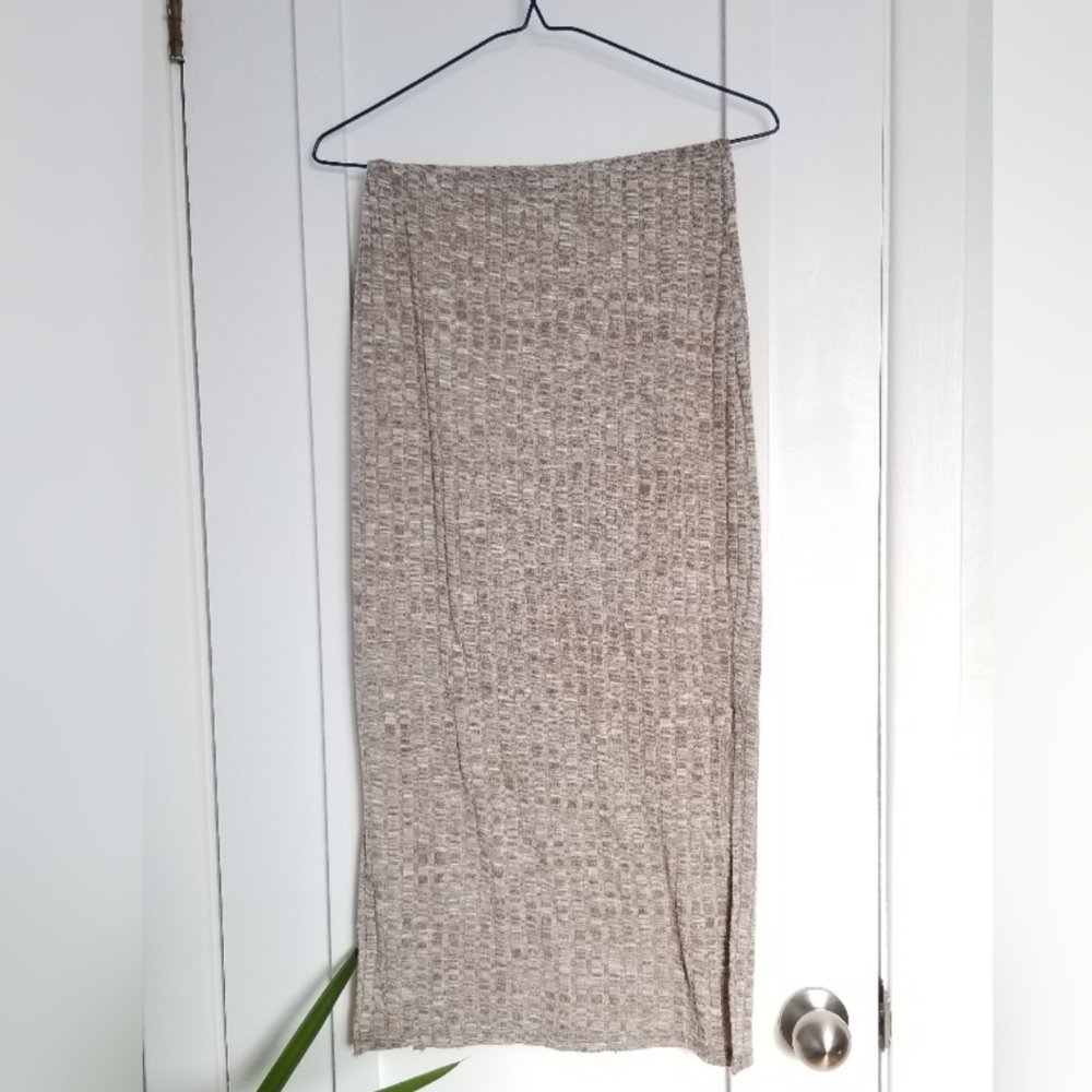 Wilfred free skirt 💛